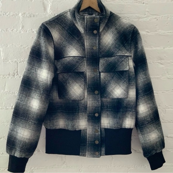 Womens Plaid Jacket Coat Size Medium Black Gray Funnel Neck New 90s Y2K - Picture 1 of 12